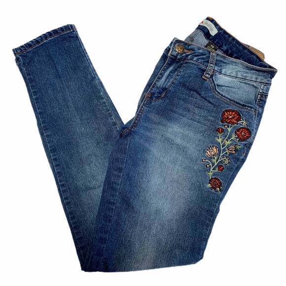 Love Indigo Floral Embroidered Skinny Jeans Sz 10